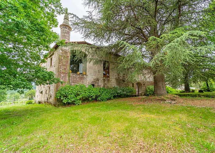 Pazo San Damian Εξοχικό σπίτι *